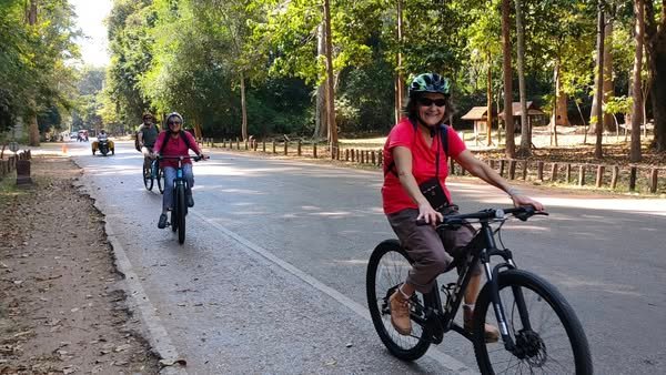 Phnom Penh Cycling To Battambang Siem Reap 3 Days